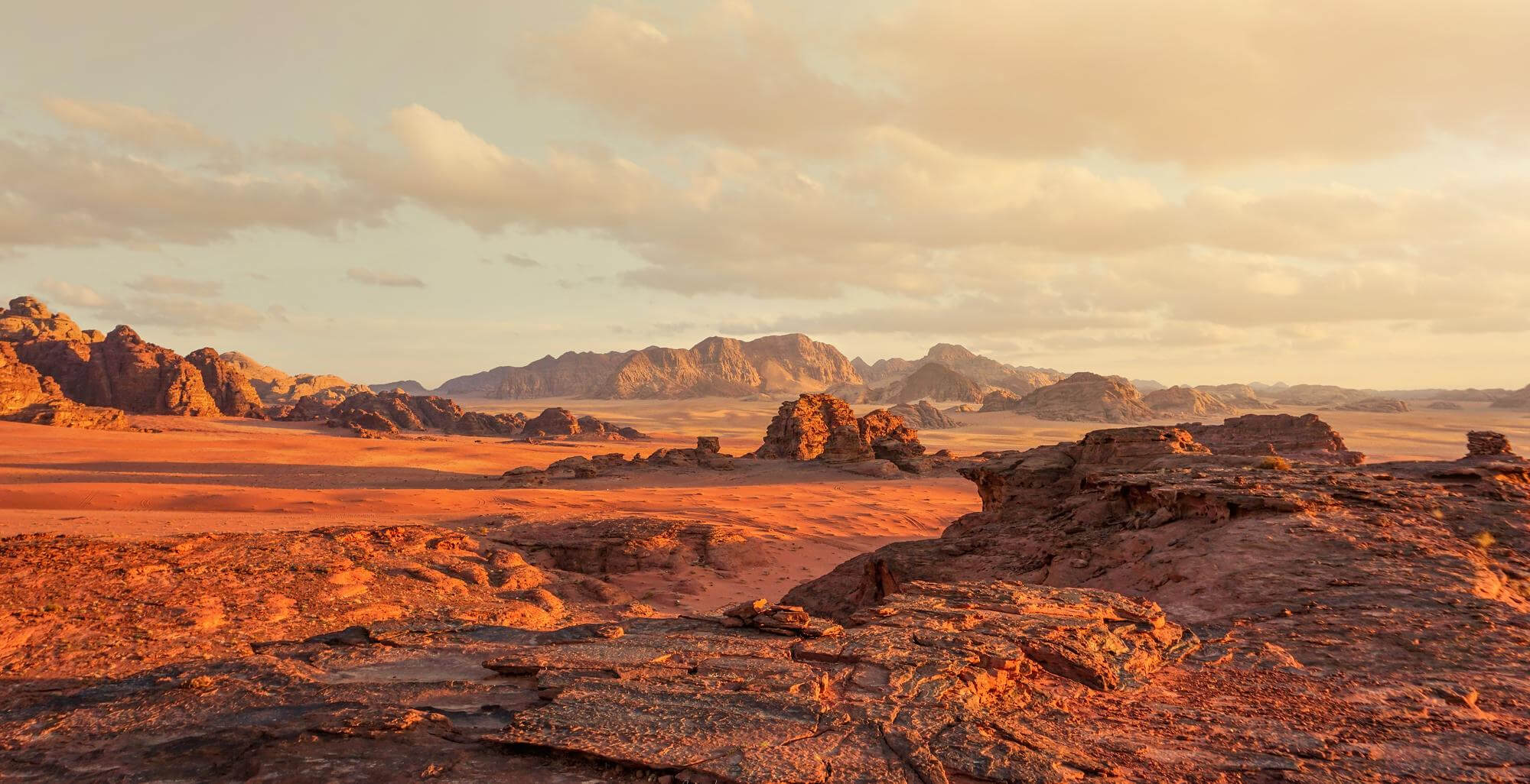 red-mars-like-landscape-wadi-rum-desert-jordan-this-location-was-used-as-set-many-science-fiction-movies-1.jpg